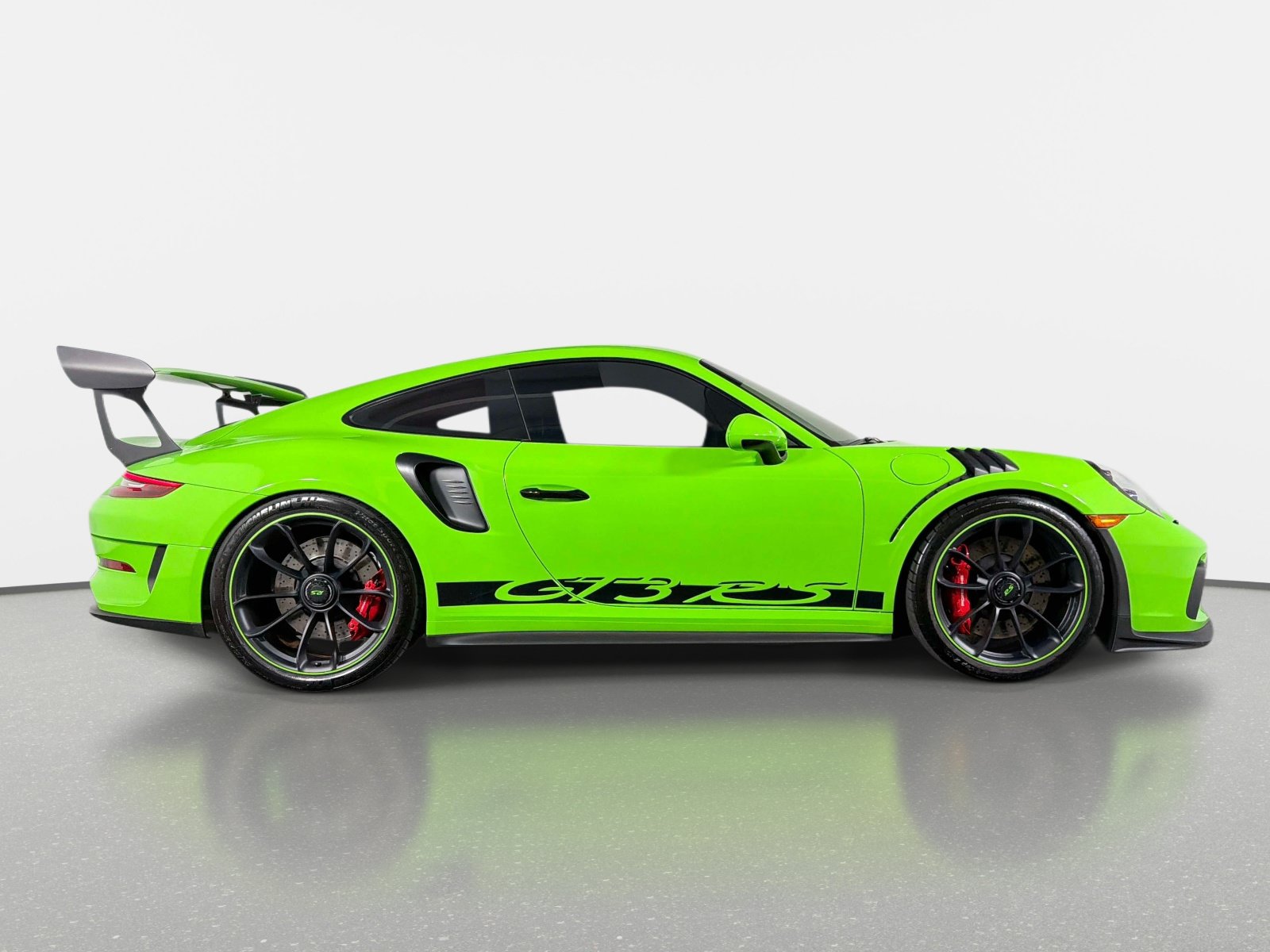 Used 2019 Porsche 911 GT3 RS RWD image 2
