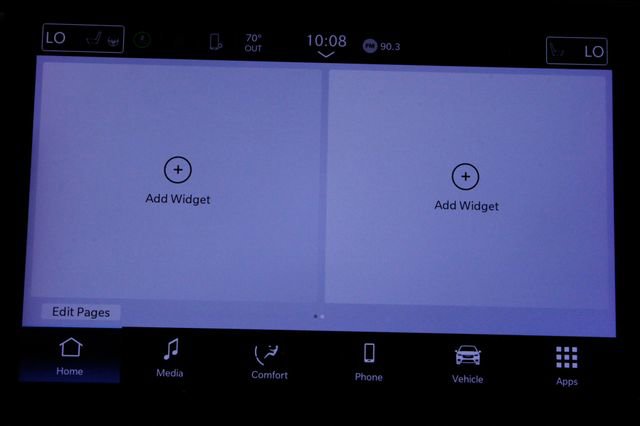 Used 2024 Chrysler Pacifica Touring-L image 32