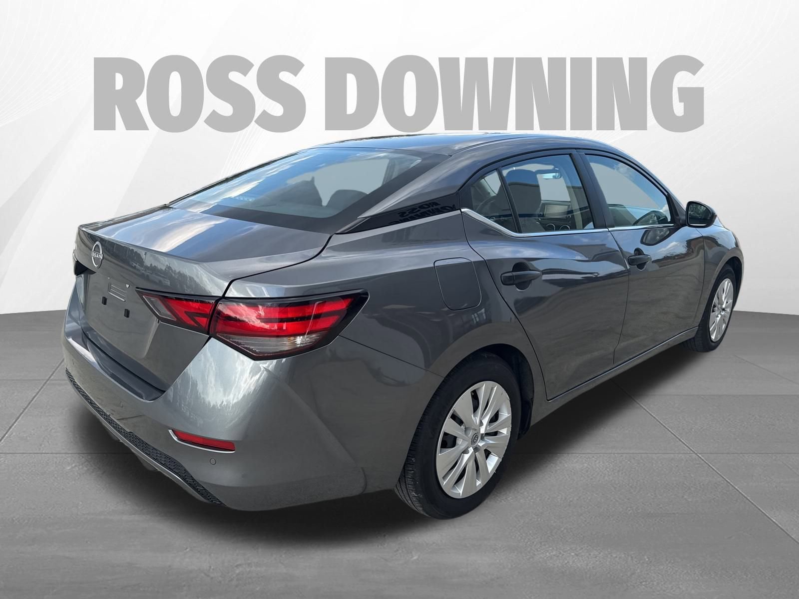 Used 2025 Nissan Sentra S image 6