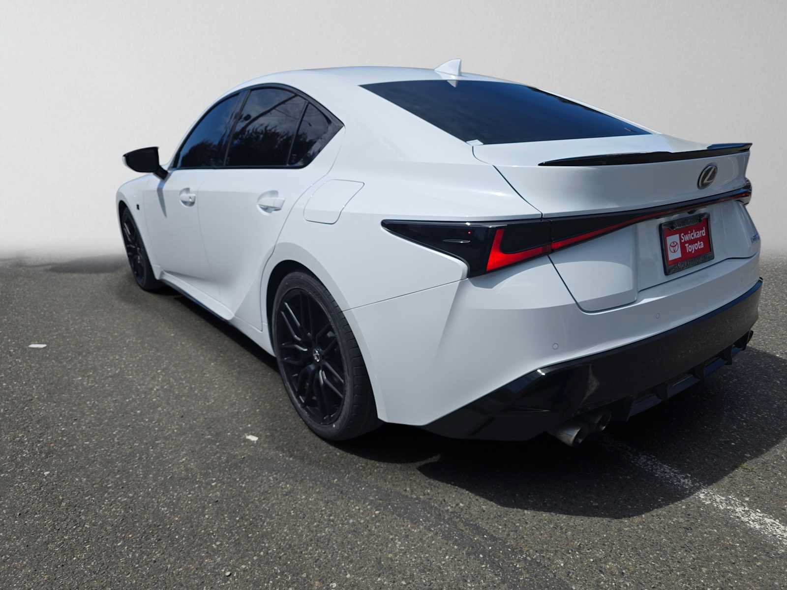 Used 2023 Lexus IS 500 RWD image 5