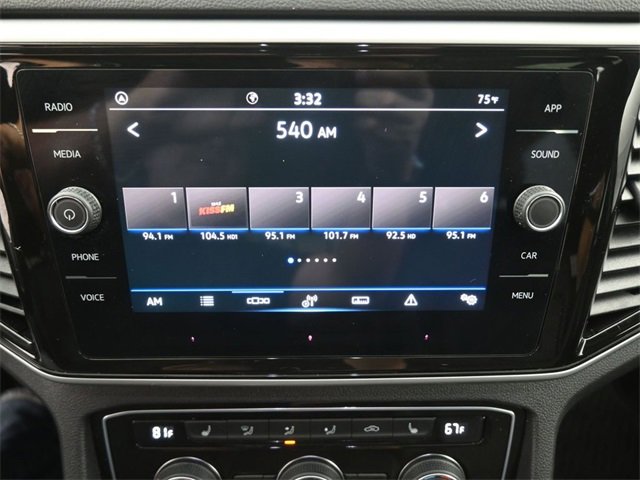 Used 2023 Volkswagen Atlas Cross Sport SE image 3