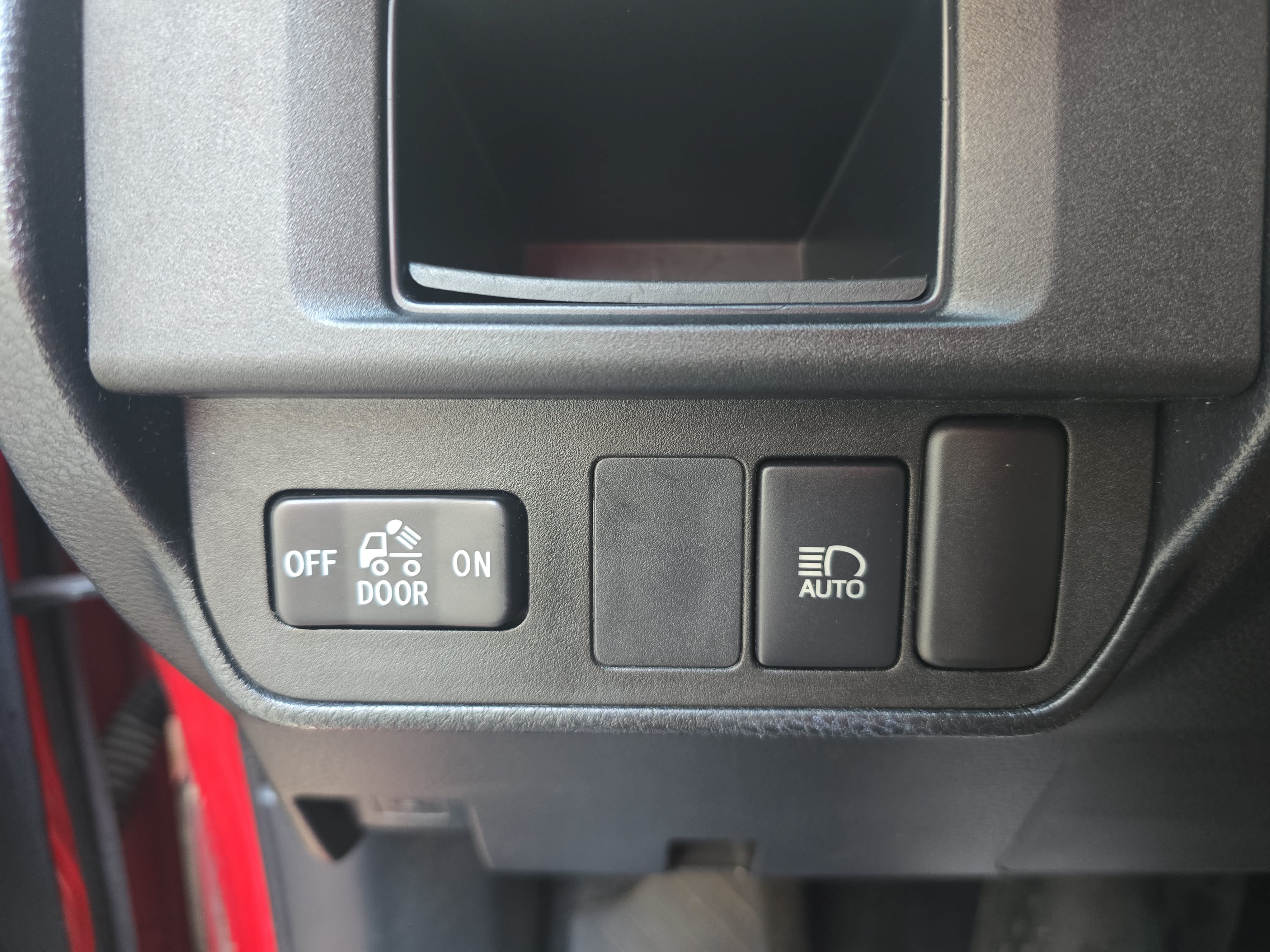 Used 2019 Toyota Tacoma SR5 RWD image 22