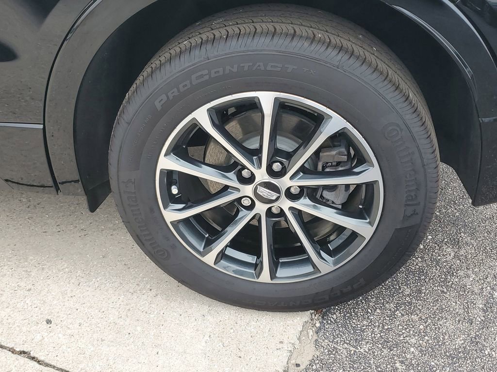 Used 2025 Cadillac XT4 Sport w/ Cold Weather Package image 11