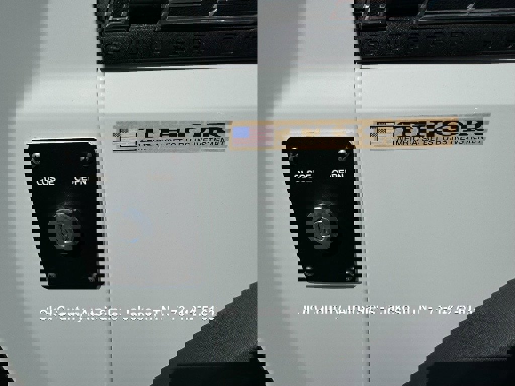 Used 2012 Ford F550 2WD Regular Cab Super Duty w/ Payload Upgrade Pkg image 69