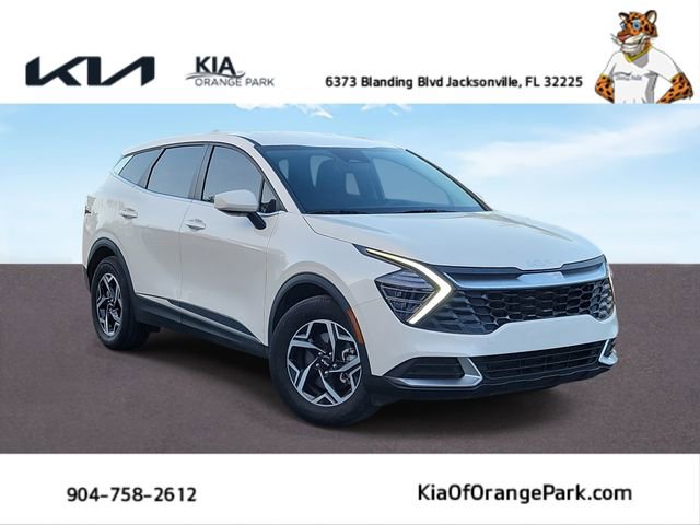 Used 2025 Kia Sportage LX image 1