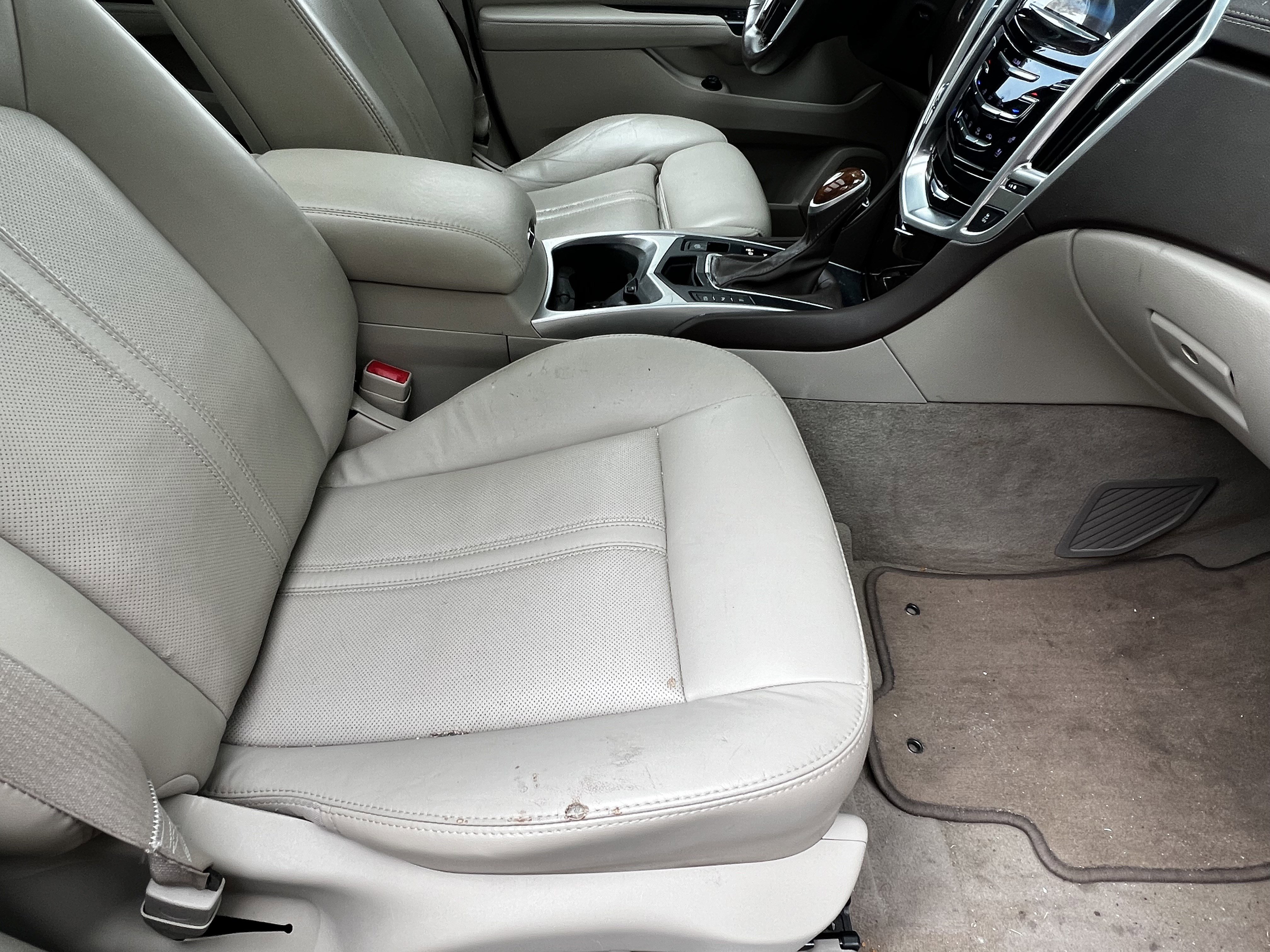 Used 2016 Cadillac SRX Premium AWD/4WD image 42