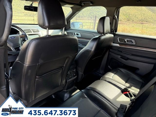 Used 2019 Ford Explorer Limited w/ Class III Trailer Tow Package image 29