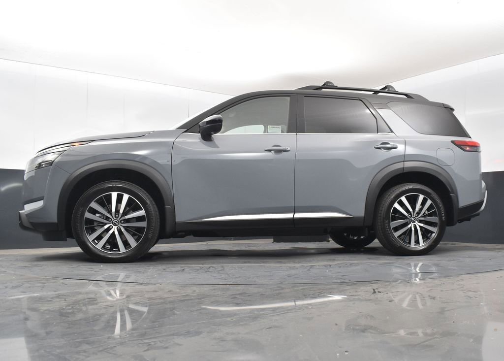 New 2025 Nissan Pathfinder Platinum w/ Cargo Package image 41