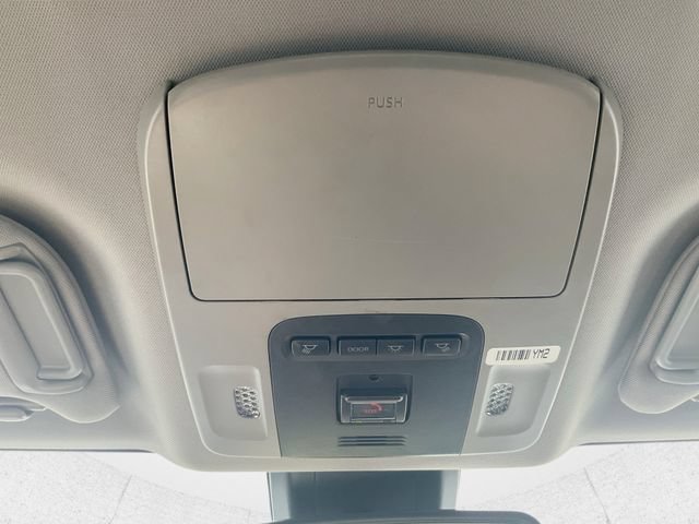 Used 2024 Toyota Camry XSE FWD image 17