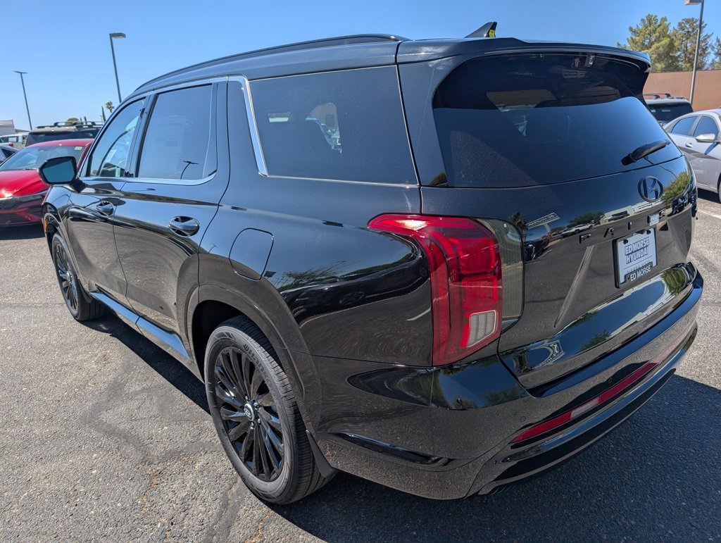 New 2025 Hyundai Palisade Calligraphy image 3