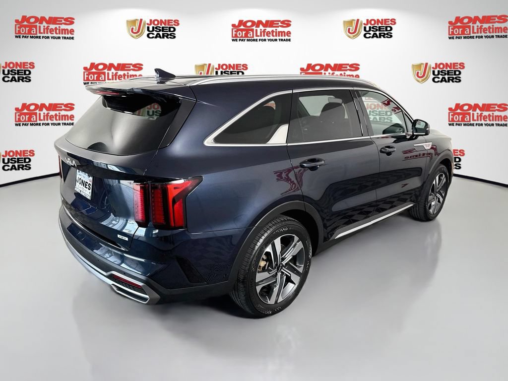 Certified 2023 Kia Sorento EX AWD/4WD image 17