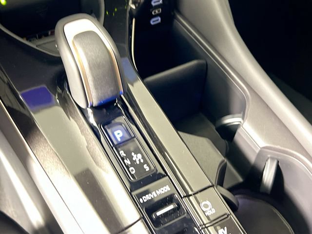 New 2026 Toyota Crown Signia AWD/4WD image 21