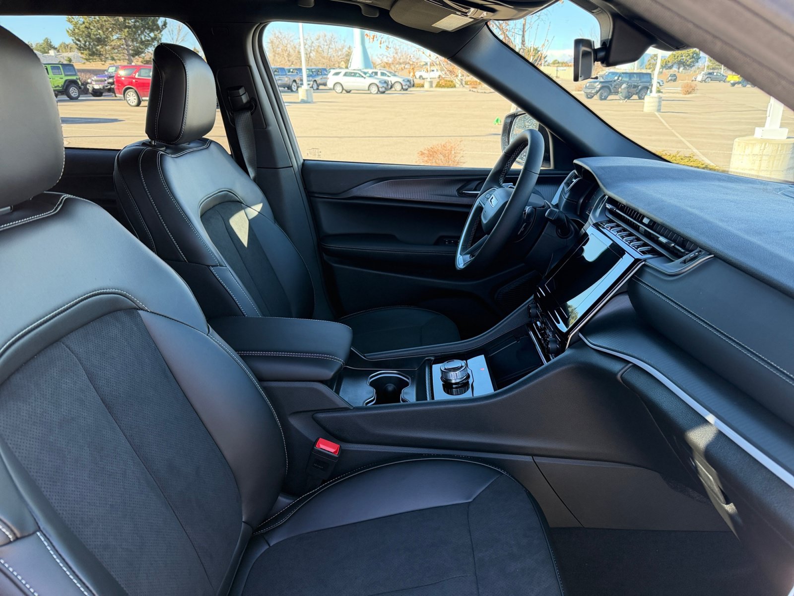 New 2025 Jeep Grand Cherokee L Altitude AWD/4WD image 20