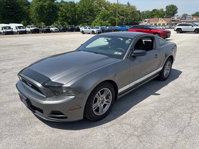 Used 2014 Ford Mustang Coupe RWD image 8