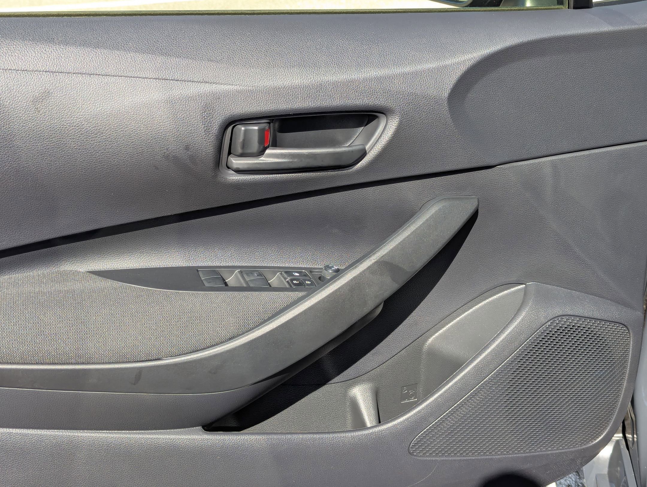 Used 2024 Toyota Corolla LE image 12