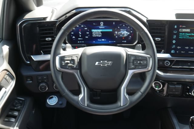 Used 2026 Chevrolet Silverado 1500 LT Trail Boss w/ Convenience Package II AWD/4WD image 18