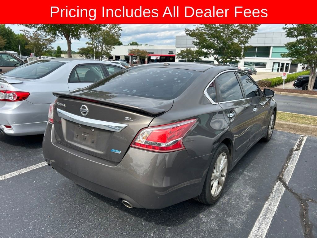 Used 2013 Nissan Altima 2.5 SL w/ Technology Pkg FWD image 5