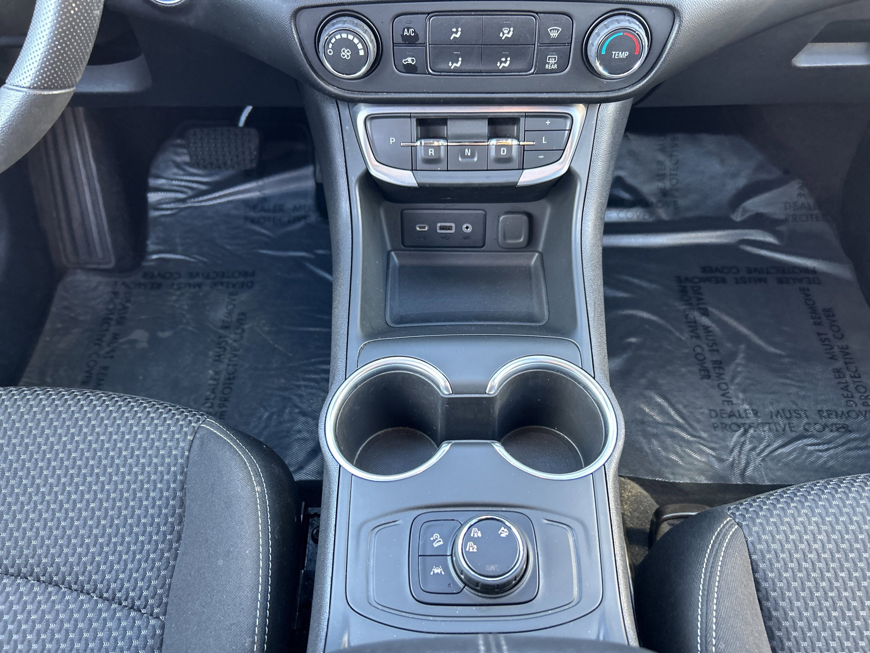 Used 2022 GMC Terrain SLE image 21