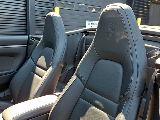 Certified 2024 Porsche 911 Carrera RWD image 5
