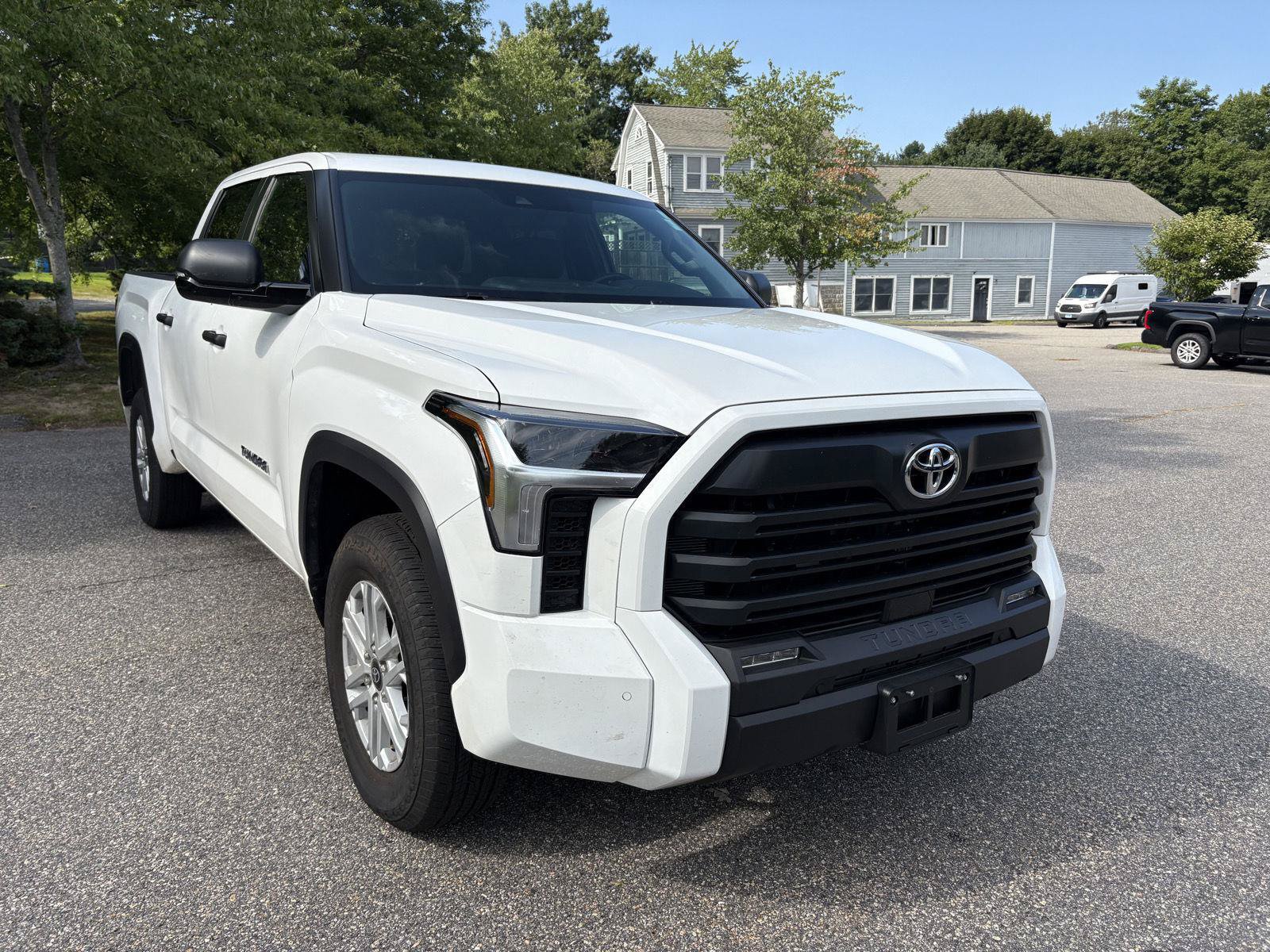 Used 2026 Toyota Tundra SR5 AWD/4WD image 1