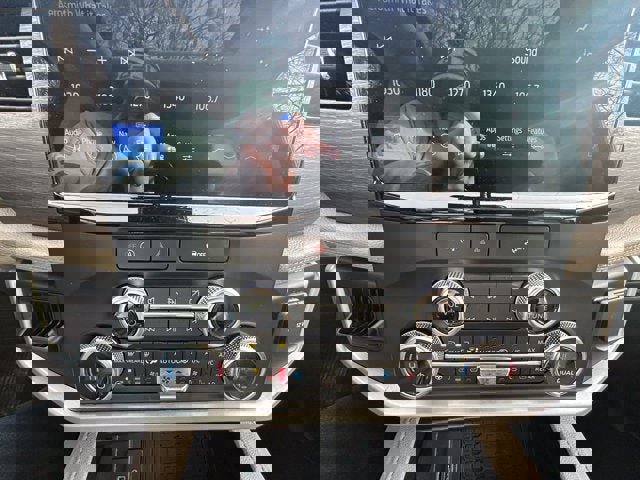 Used 2024 Ford Expedition Max Limited image 18