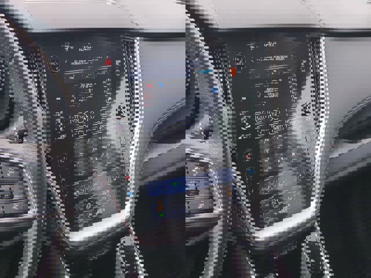 Used 2023 Subaru Outback Premium image 26