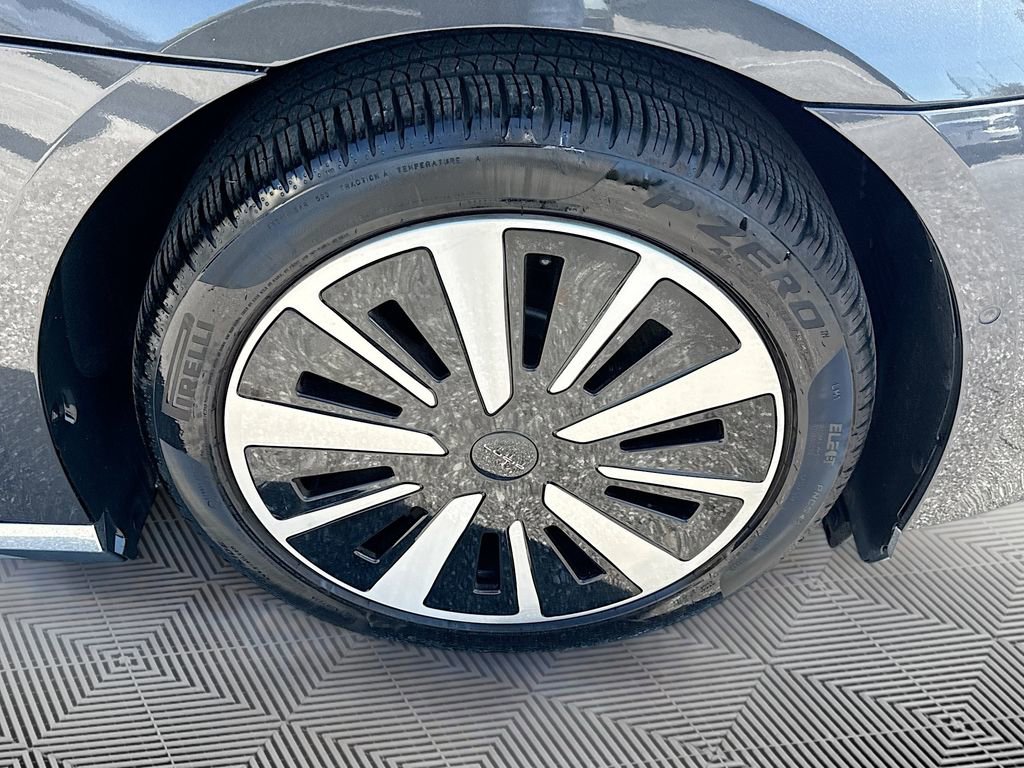 Used 2024 Lucid Air Touring image 30