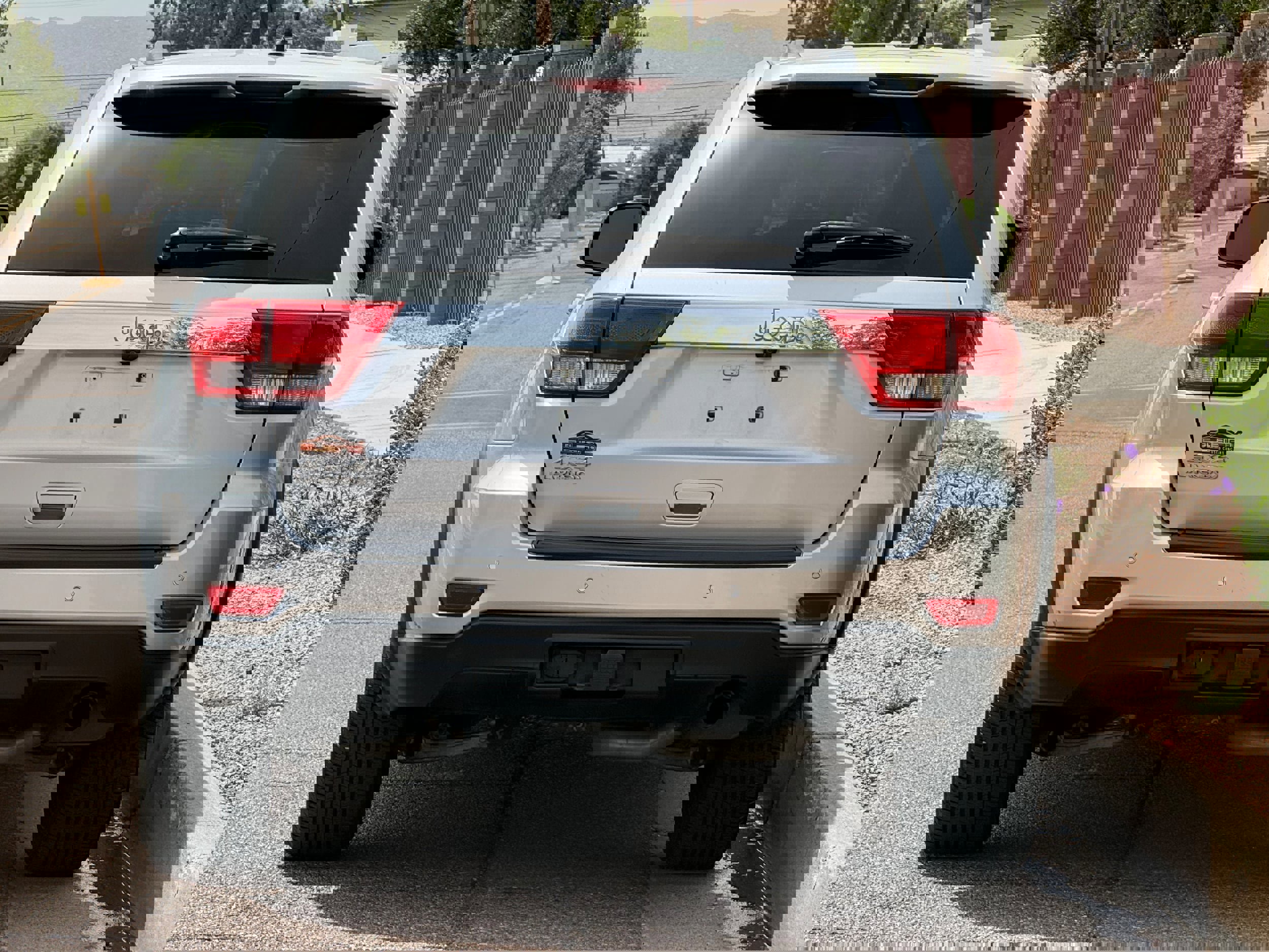 Used 2013 Jeep Grand Cherokee Laredo AWD/4WD image 5