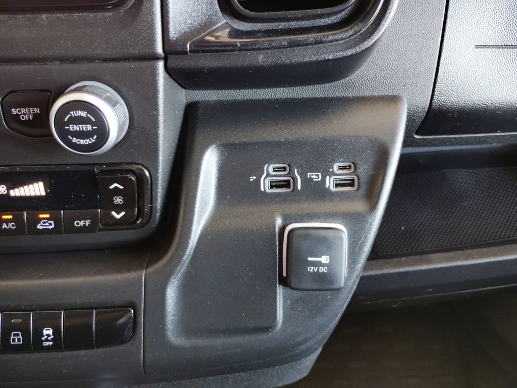 Used 2022 RAM ProMaster 2500 FWD image 30