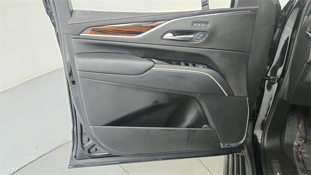 Certified 2023 Cadillac Escalade Premium Luxury w/ Performance Package image 11