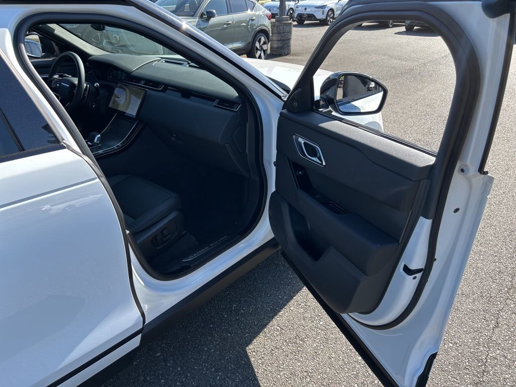 New 2026 Land Rover Range Rover Velar S image 19