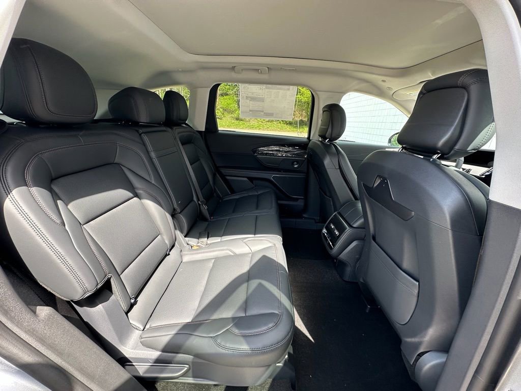 New 2026 Lincoln Nautilus Premier w/ Equipment Group 102A AWD/4WD image 24