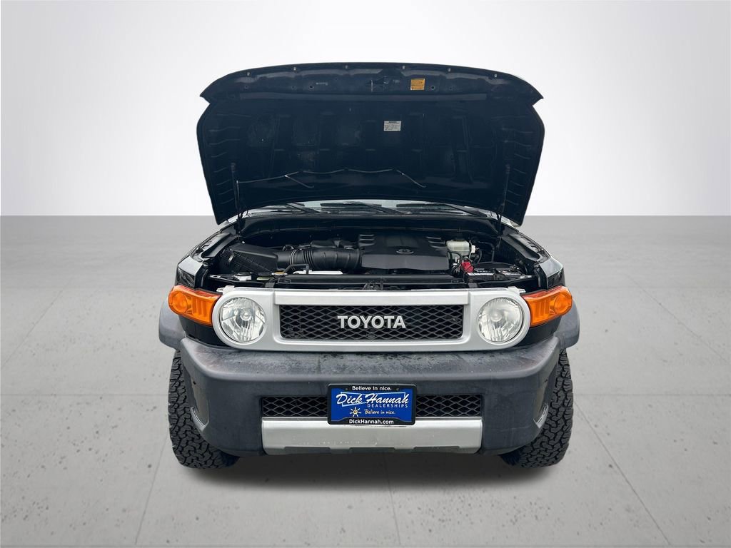 Used 2013 Toyota FJ Cruiser 4WD w/ Convenience Pkg image 4