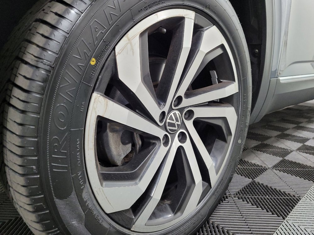 Used 2021 Volkswagen Atlas SEL Premium image 31