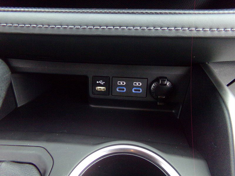 Used 2022 Toyota Highlander XLE image 44