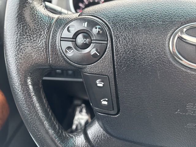 Used 2013 Toyota Tundra Platinum image 25