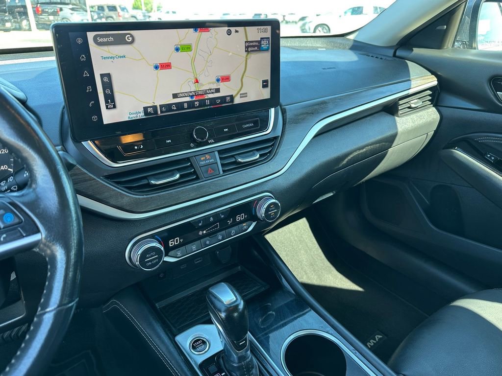 Used 2023 Nissan Altima 2.5 SL FWD image 19