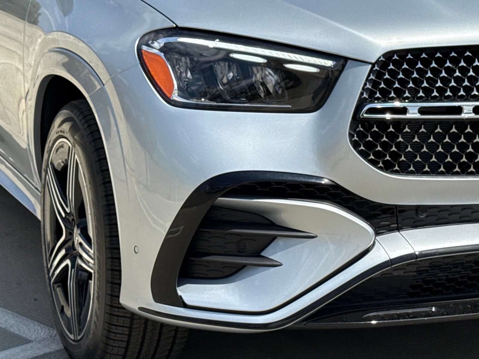 New 2026 Mercedes-Benz GLE 450e 4MATIC image 7