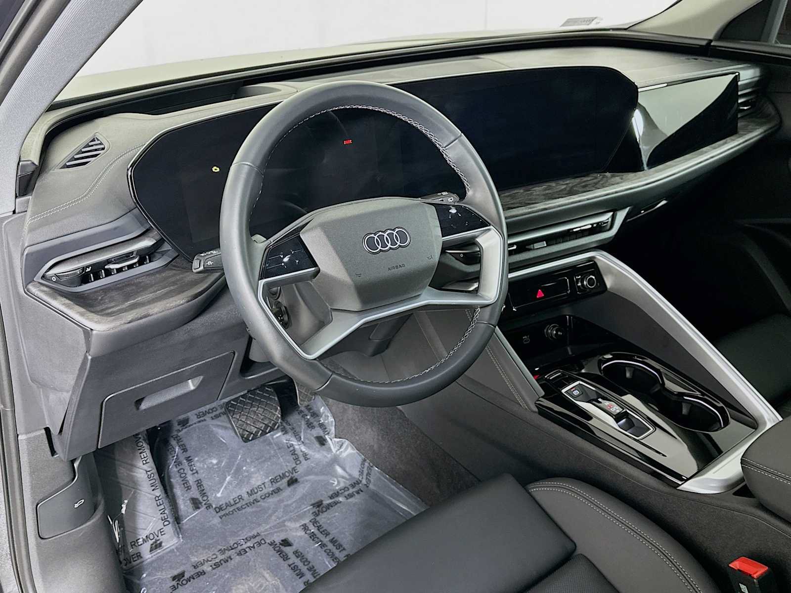 Used 2025 Audi Q5 Premium Plus w/ Premium Plus AWD/4WD image 9