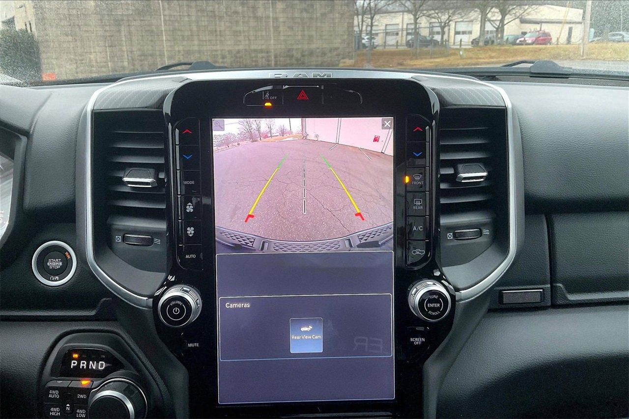 New 2026 RAM 1500 4x4 Crew Cab image 14