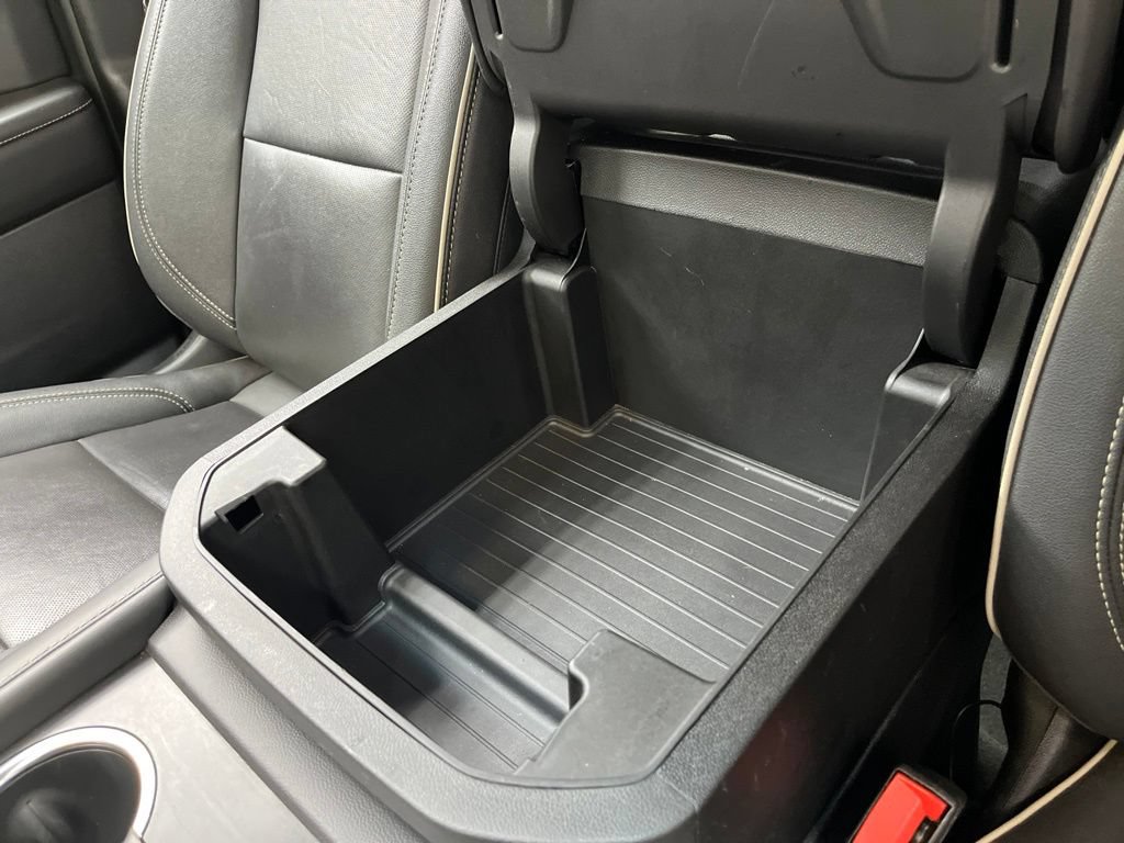 Used 2024 Chevrolet Tahoe Premier RWD image 28