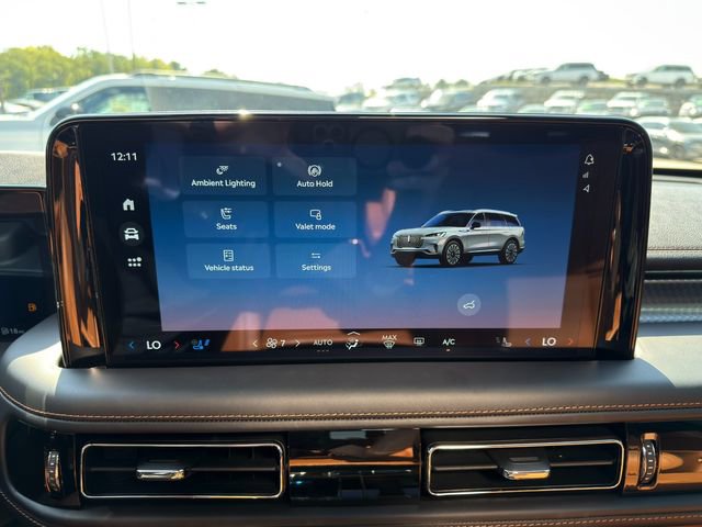 Used 2025 Lincoln Aviator Black Label image 31