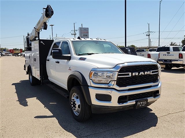 Used 2024 RAM 5500 Tradesman w/ Chrome Appearance Group image 5