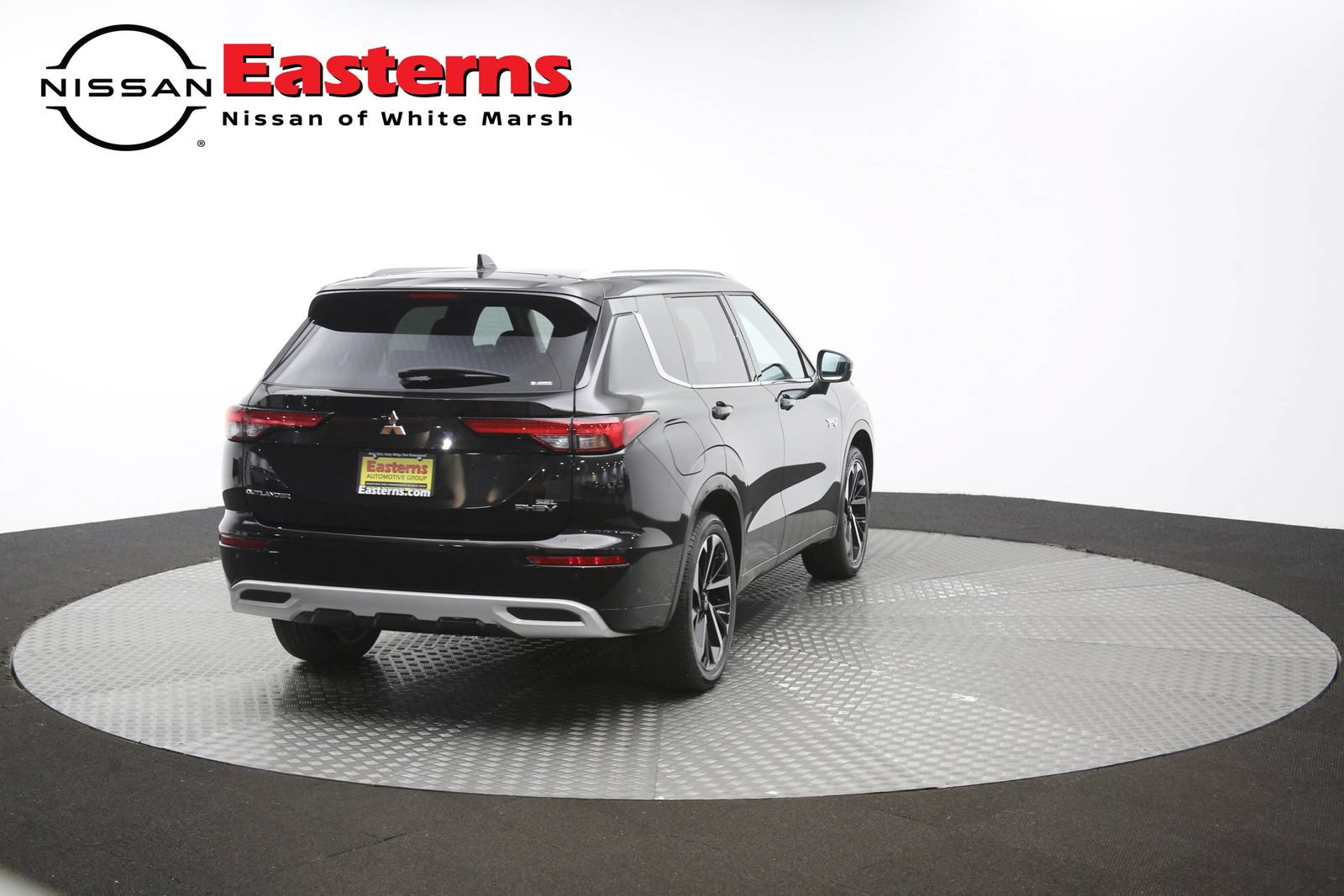 Used 2024 Mitsubishi Outlander SEL AWD/4WD image 42