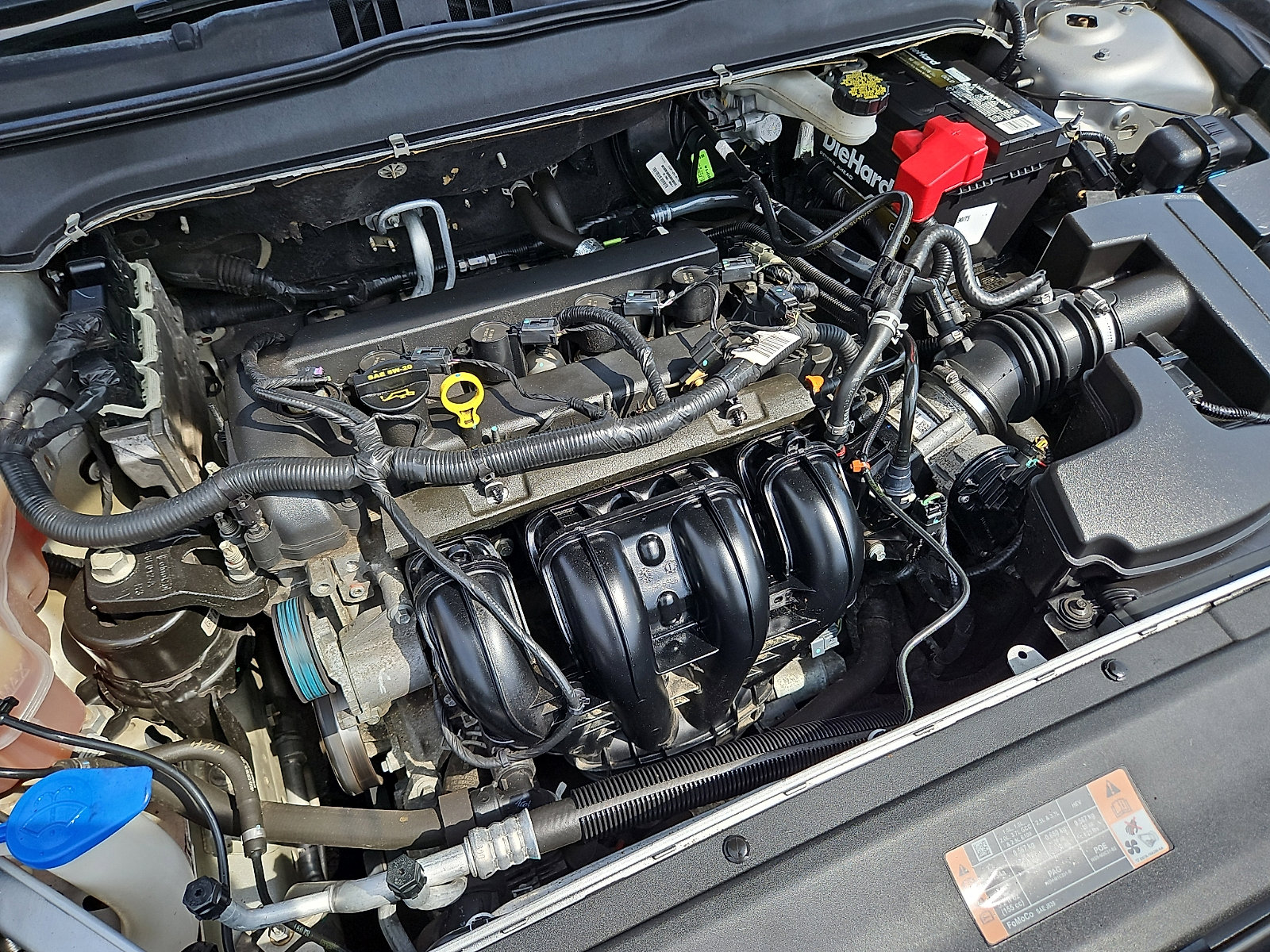 Used 2015 Ford Fusion SE image 27