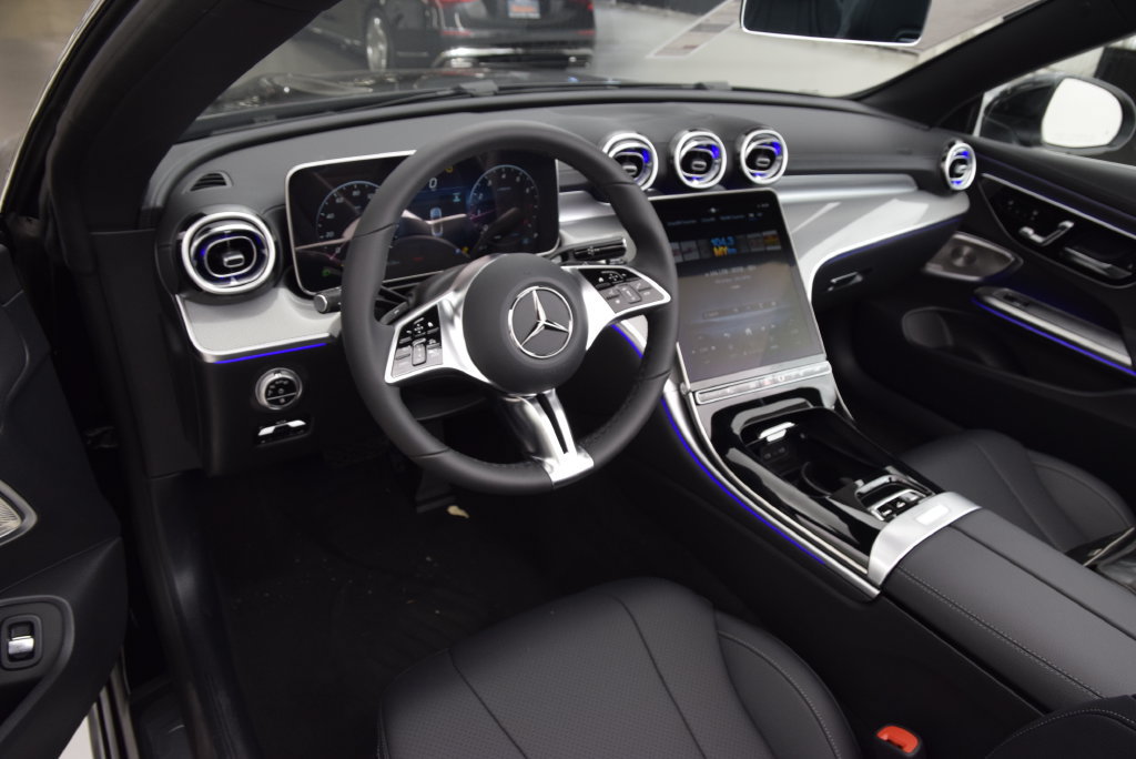 New 2027 Mercedes-Benz CLE 300 4MATIC Cabriolet image 18