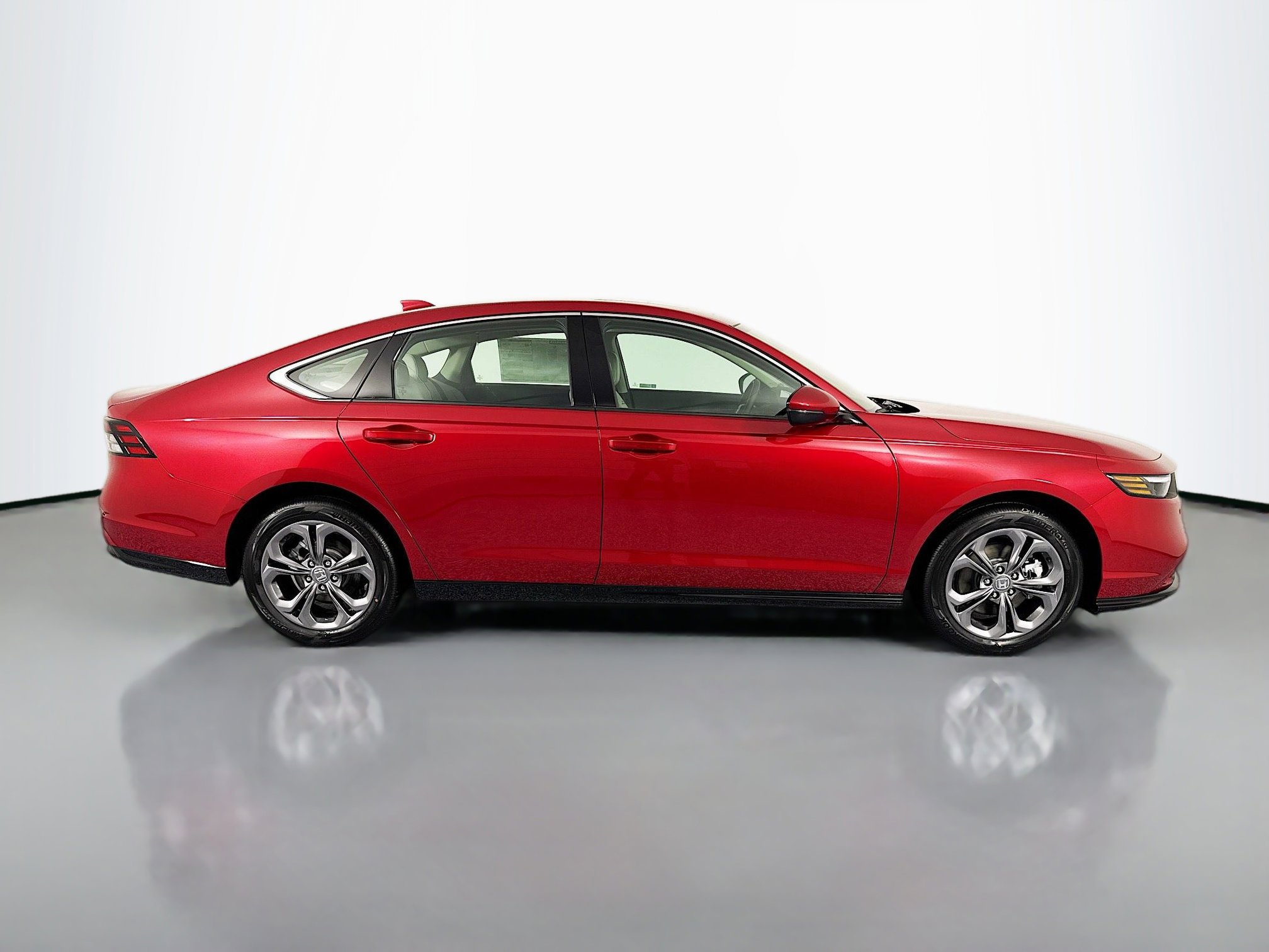 New 2026 Honda Accord EX-L image 4