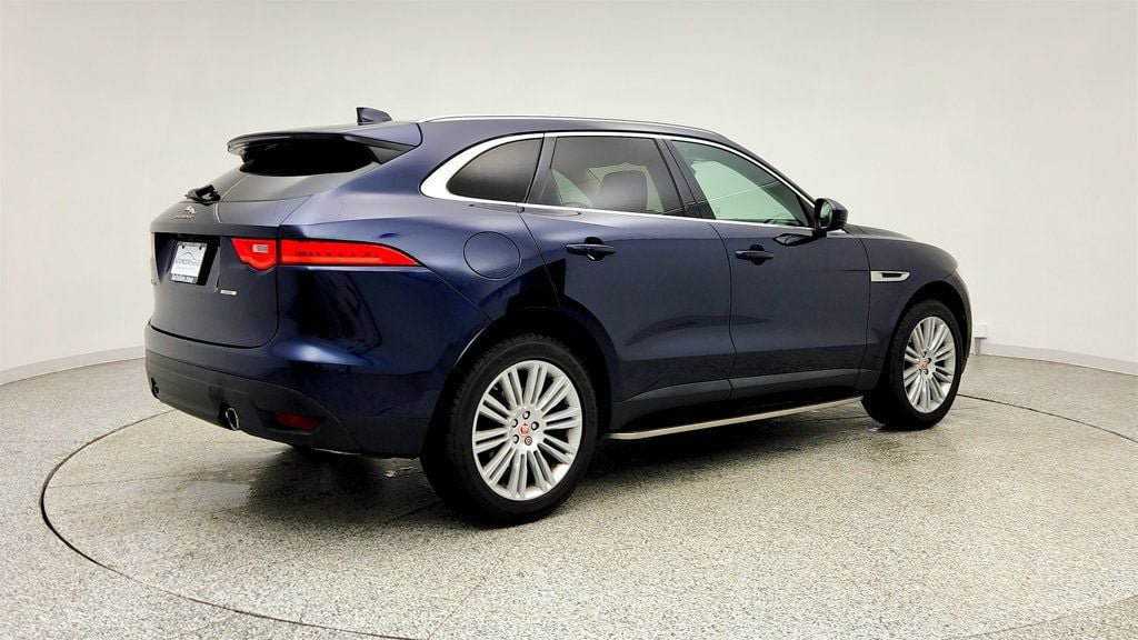 Used 2018 Jaguar F-PACE Portfolio AWD/4WD image 5
