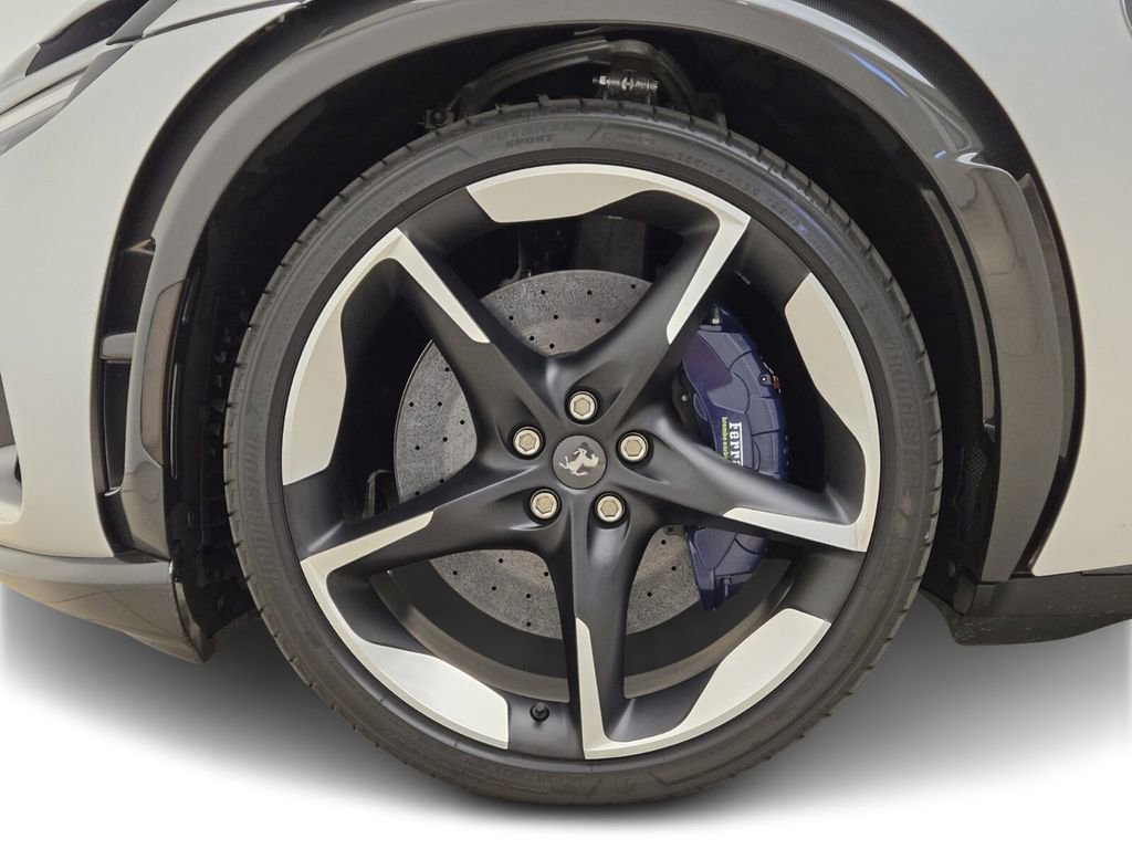 Used 2025 Ferrari Purosangue image 11