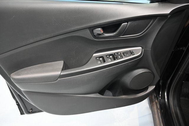 Used 2022 Hyundai Kona SEL w/ Cargo Package image 24